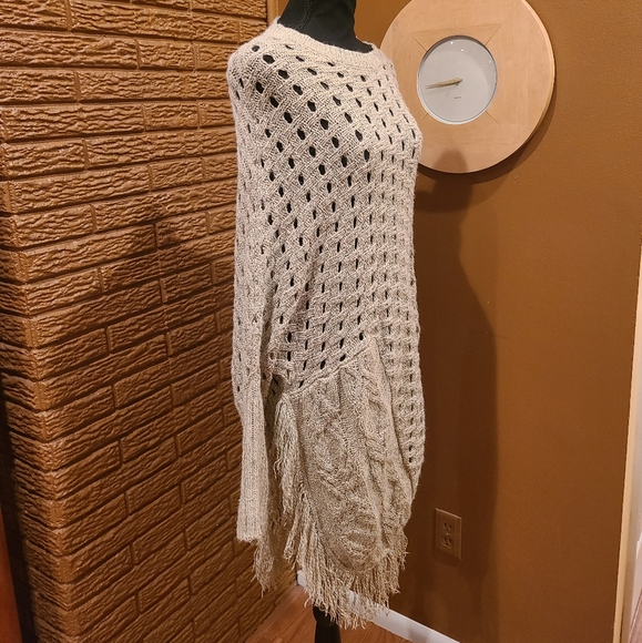 Bohemian Sweater - Picture 6 of 10